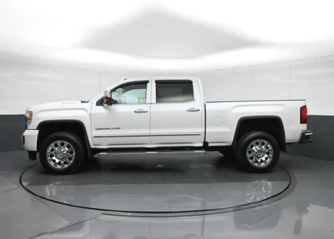 More photos of 2018 GMC Sierra 2500HD Denali at Sullivan Auto Trading Fredericksburg, VA