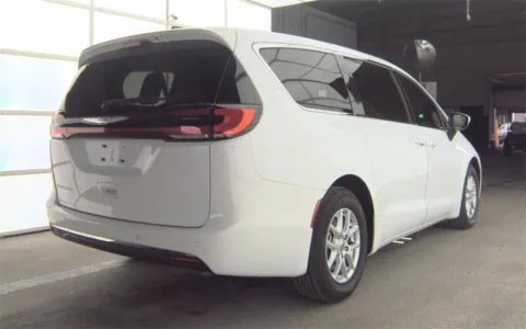 More photos of 2023 Chrysler Pacifica Touring L at Sullivan Auto Trading Fredericksburg, VA