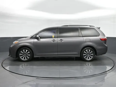 More photos of 2018 Toyota Sienna Limited Premium at Sullivan Auto Trading Fredericksburg, VA