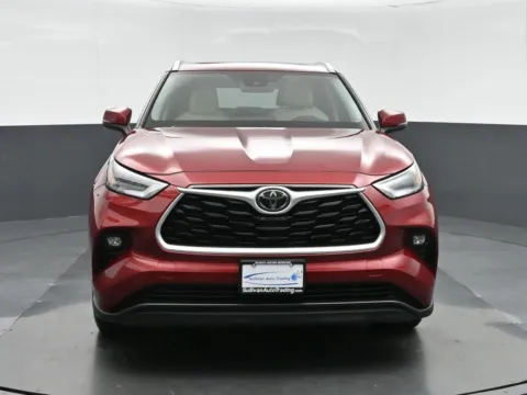 Photos of 2021 Toyota Highlander XLE for sale in Fredericksburg, VA at Sullivan Auto Trading Fredericksburg
