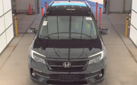 Photos of 2021 Honda Pilot Special Edition for sale in Fredericksburg, VA at Sullivan Auto Trading Fredericksburg