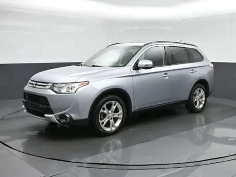 Another view of 2015 Mitsubishi Outlander SE for sale in Fredericksburg, VA at Sullivan Auto Trading Fredericksburg