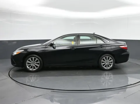 More photos of 2017 Toyota Camry SE at Sullivan Auto Trading Fredericksburg, VA