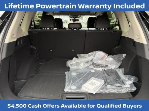 More photos of 2026 Nissan Rogue Platinum at Nissan of Marietta, GA