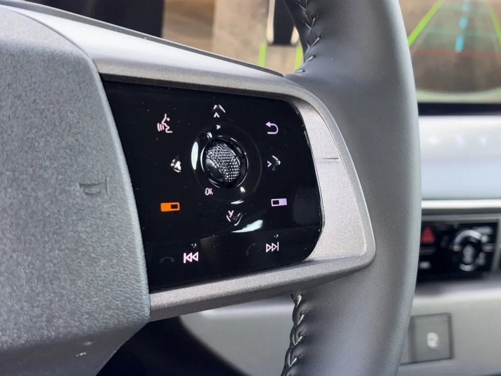 2026 Nissan LEAF SV+ - Photo 14