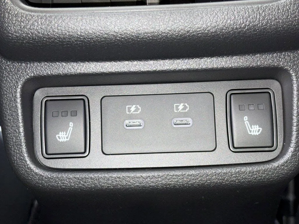 2026 Nissan LEAF Platinum+ - Photo 24