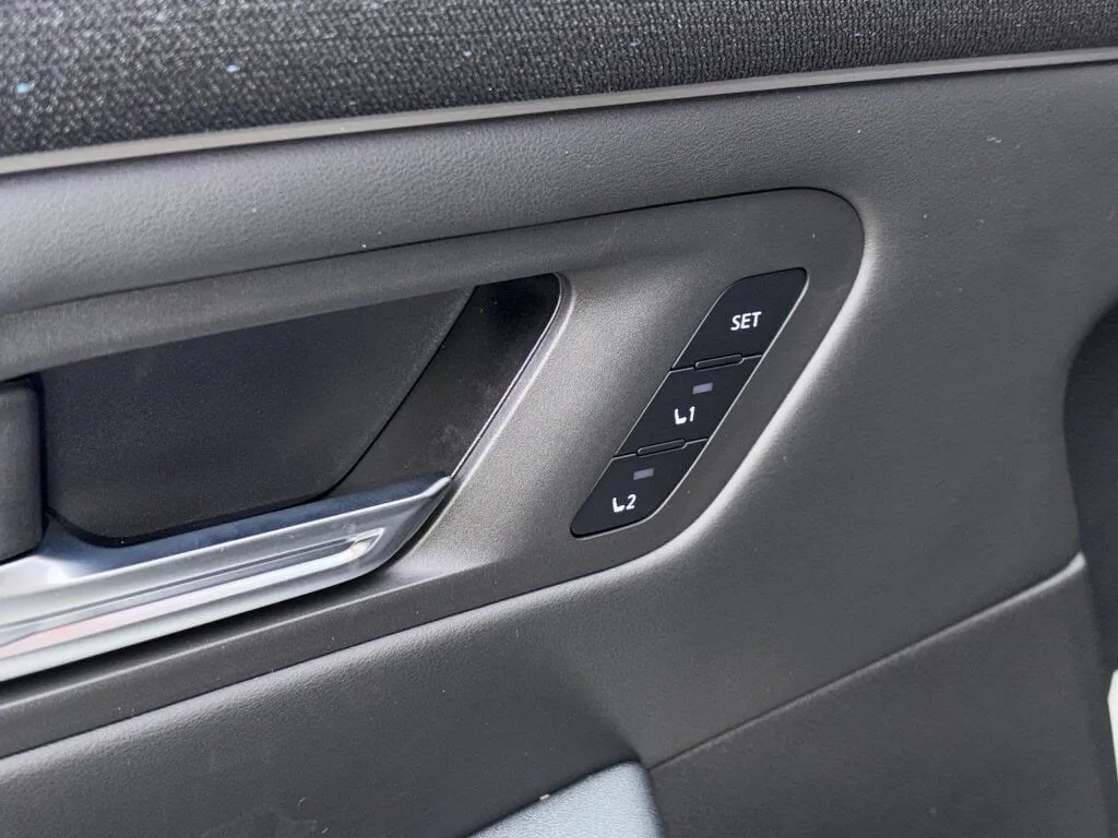2026 Nissan LEAF Platinum+ - Photo 20