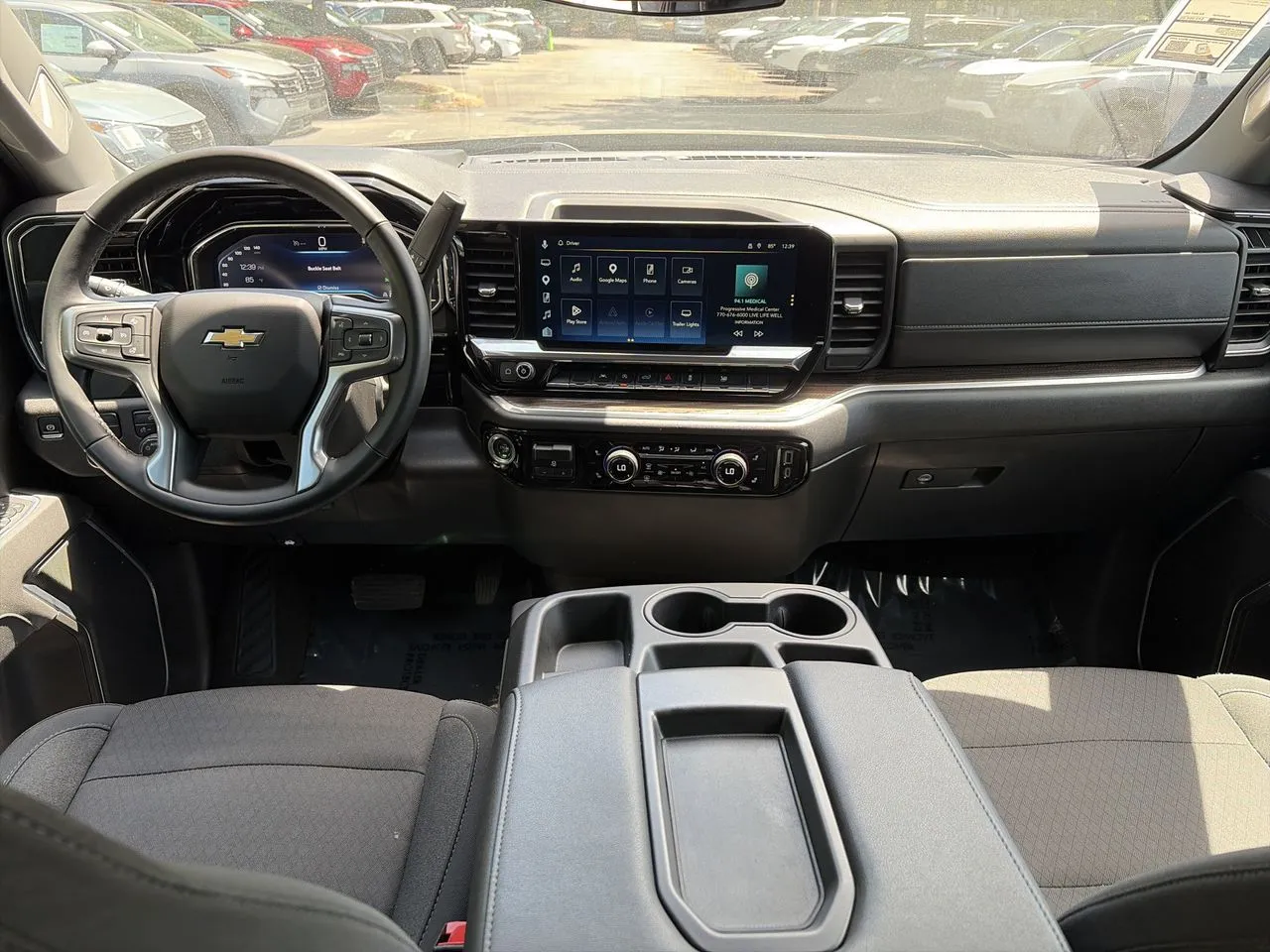 2025 Chevrolet Silverado 1500 LT - Photo 11