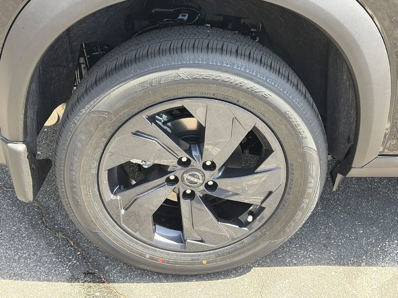 2026 Nissan Rogue SV - Photo 6