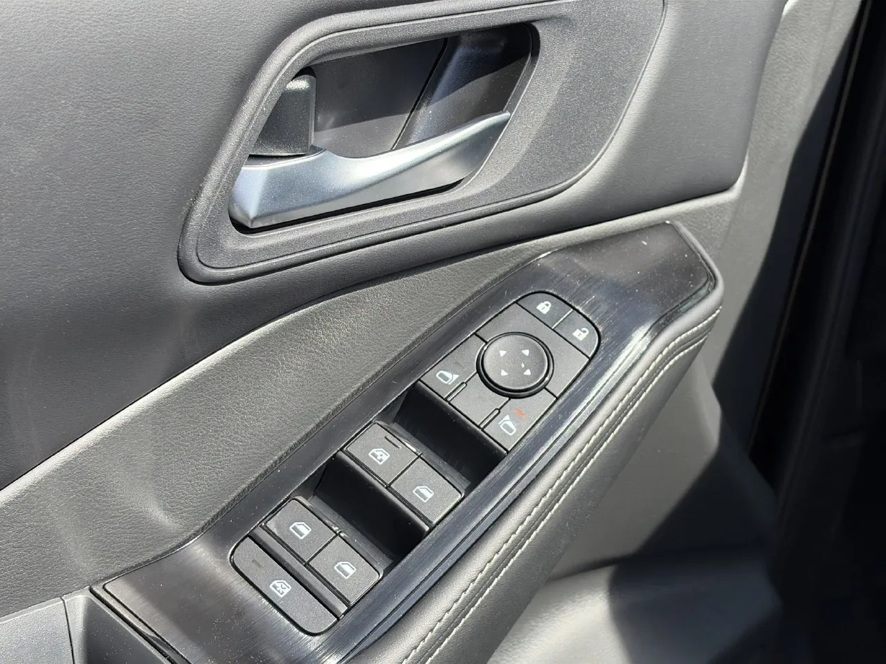 2026 Nissan Rogue SV - Photo 20