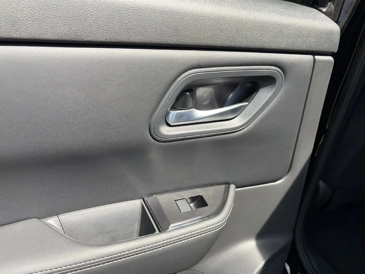 2026 Nissan Rogue SV - Photo 22