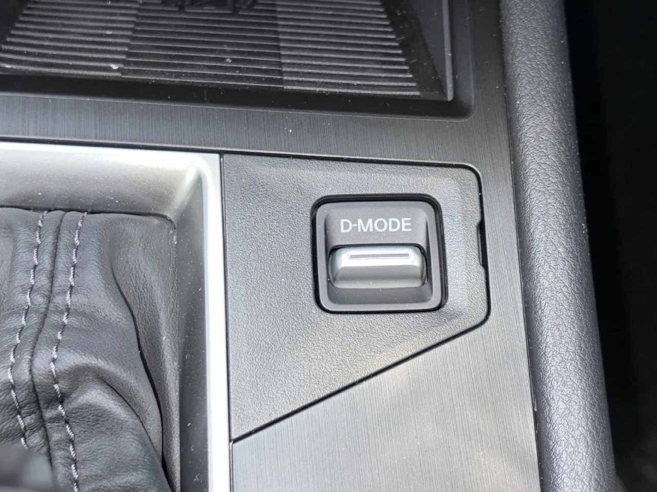 2026 Nissan KICKS SV AWD - Photo 8