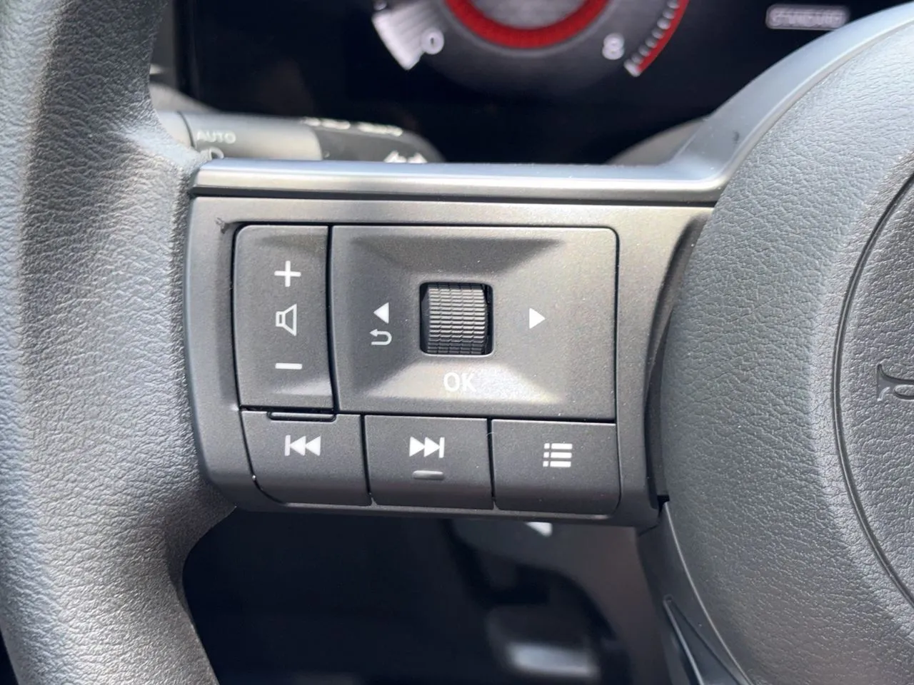 2026 Nissan KICKS SV AWD - Photo 12