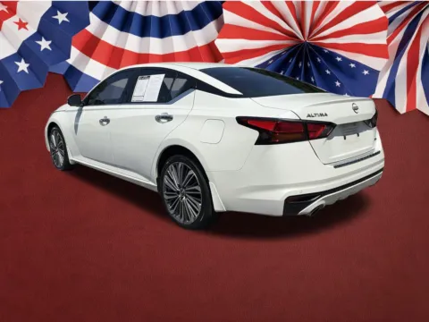 Another view of 2023 Nissan Altima 2.5 SL for sale in Marietta, GA at Nissan of Marietta