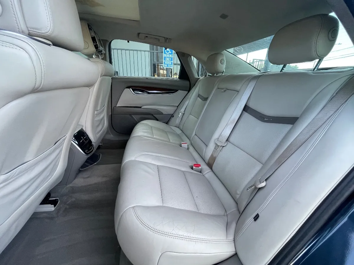 2013 Cadillac XTS Platinum Collection - Photo 15