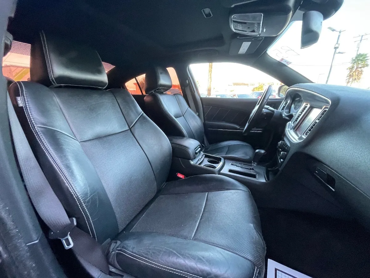 2013 Dodge Charger R/T - Photo 13