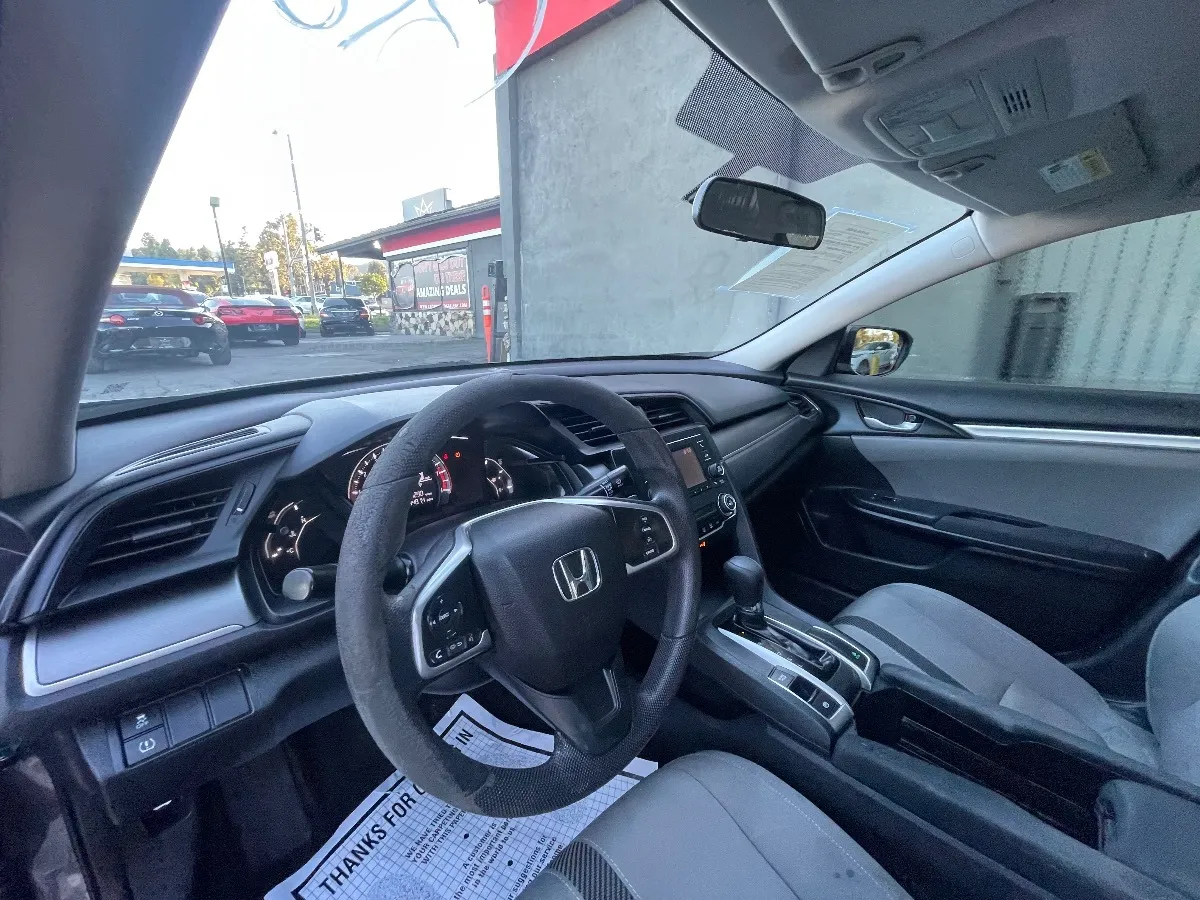 2016 Honda Civic LX - Photo 8