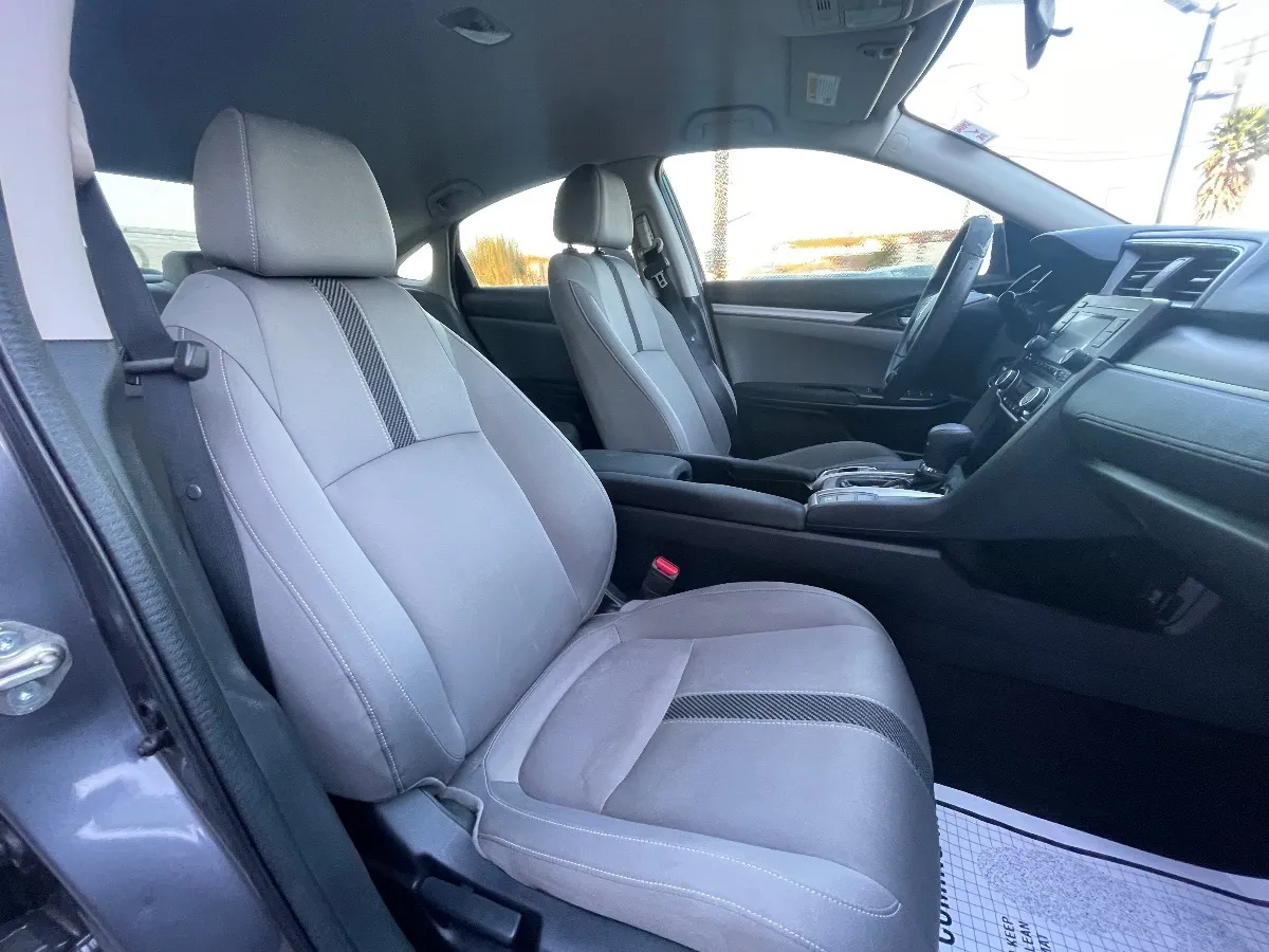 2016 Honda Civic LX - Photo 12