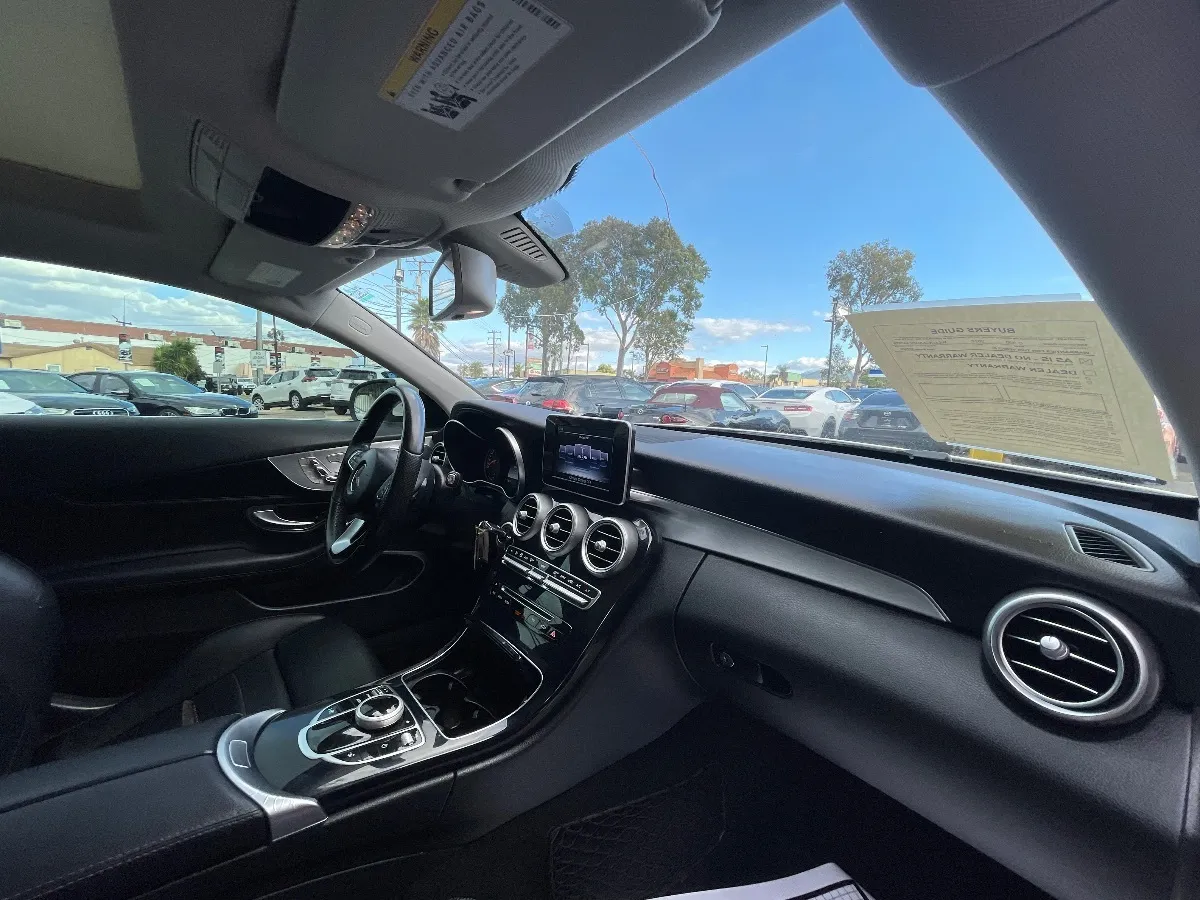 2017 Mercedes-Benz C-Class C300 - Photo 11
