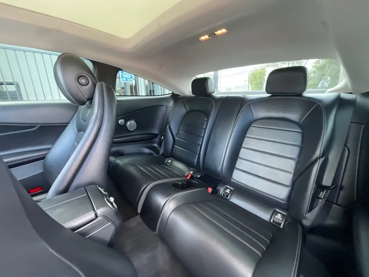 2017 Mercedes-Benz C-Class C300 - Photo 14