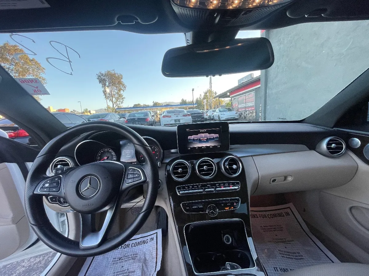 2017 Mercedes-Benz C-Class C300 - Photo 10