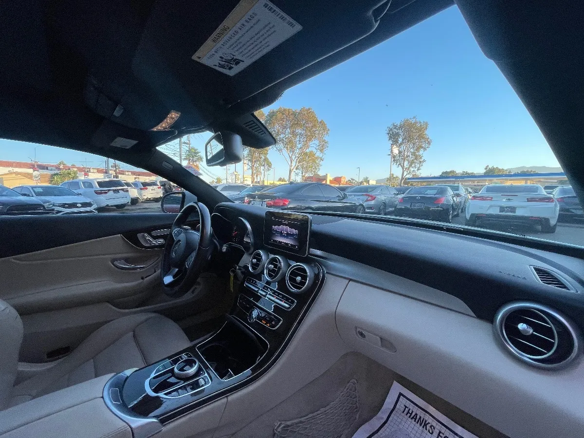 2017 Mercedes-Benz C-Class C300 - Photo 12