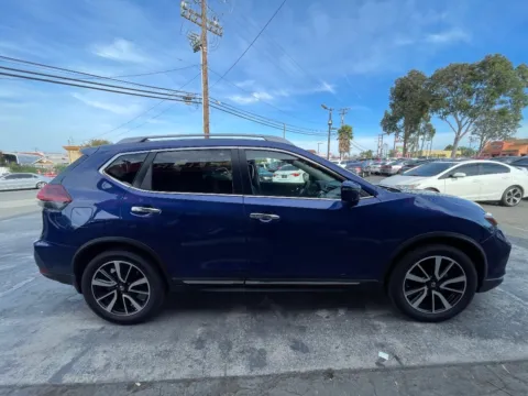 More photos of 2019 Nissan Rogue SL at Crown Auto Gallery, CA