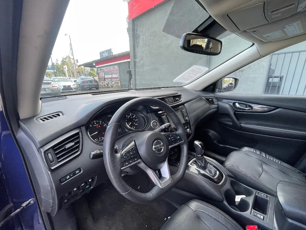 2019 Nissan Rogue SL - Photo 11