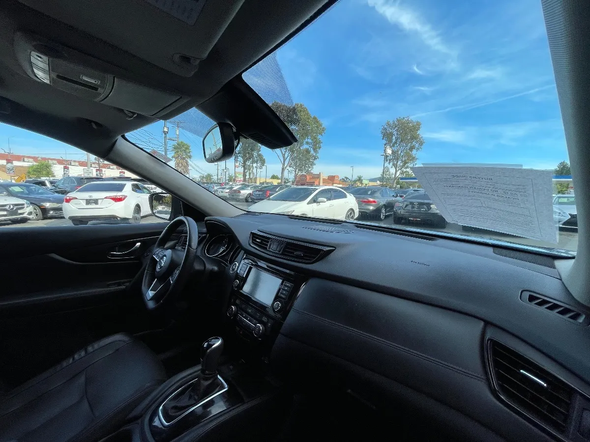2019 Nissan Rogue SL - Photo 12
