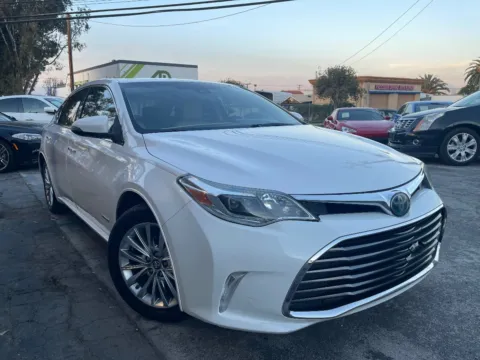 Another view of 2018 Toyota Avalon Hybrid Limited for sale in Corona, CA at Crown Auto Gallery
