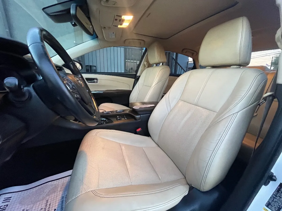 2018 Toyota Avalon Limited - Photo 11
