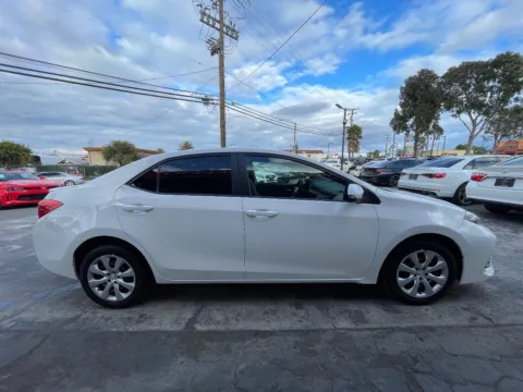 More photos of 2018 Toyota Corolla SE at Crown Auto Gallery, CA