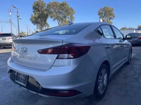 More photos of 2019 Hyundai ELANTRA at Crown Auto Gallery, CA