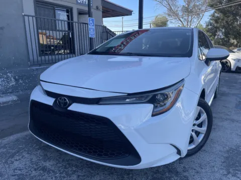 White 2020 Toyota Corolla LE for sale in Corona, CA