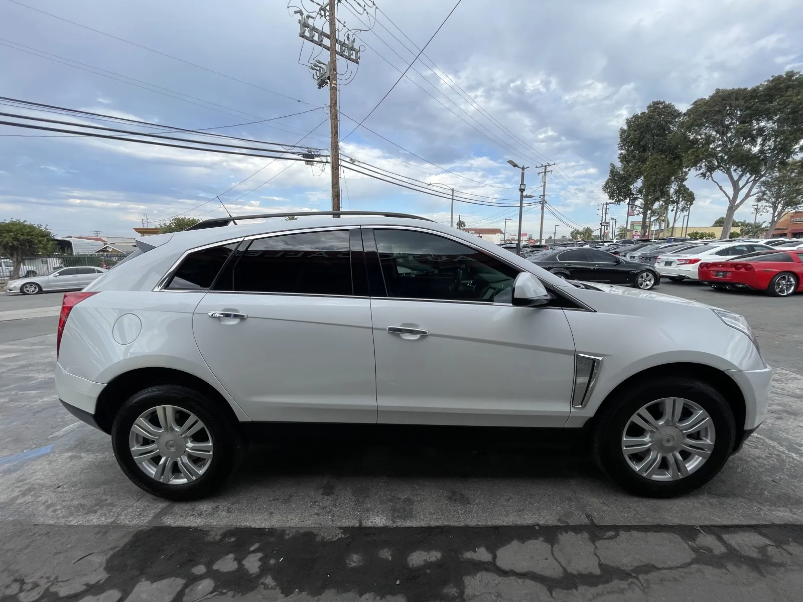 More photos of 2014 Cadillac SRX at Crown Auto Gallery, CA