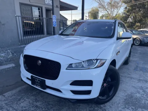 White 2019 Jaguar F-PACE 25t Premium for sale in Corona, CA