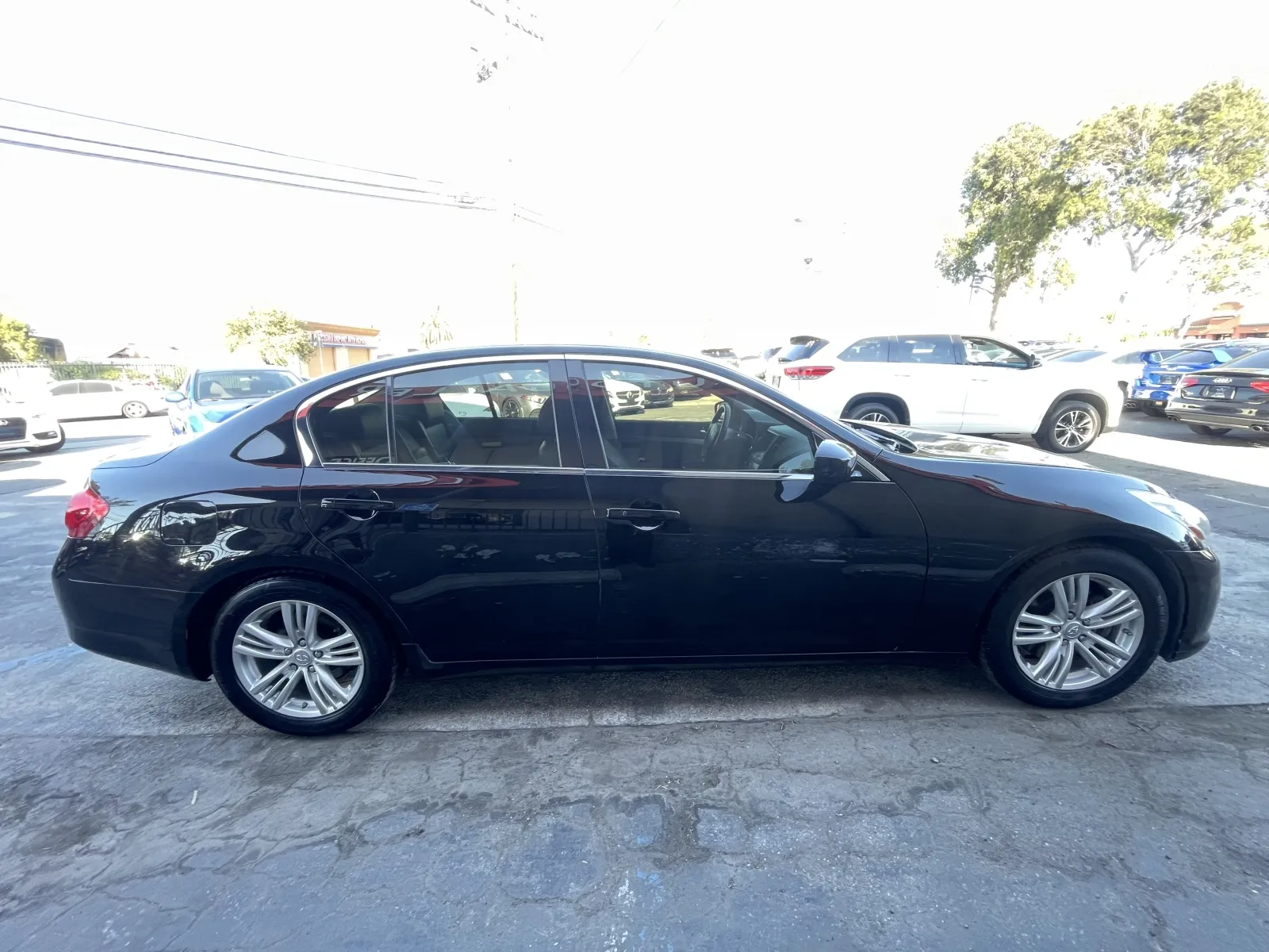 More photos of 2013 INFINITI G37 Sedan Journey at Crown Auto Gallery, CA