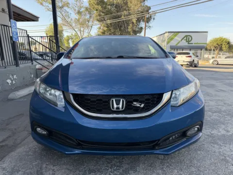 Photos of 2015 Honda Civic Si w/Summer Tires w/Navi for sale in Corona, CA at Crown Auto Gallery