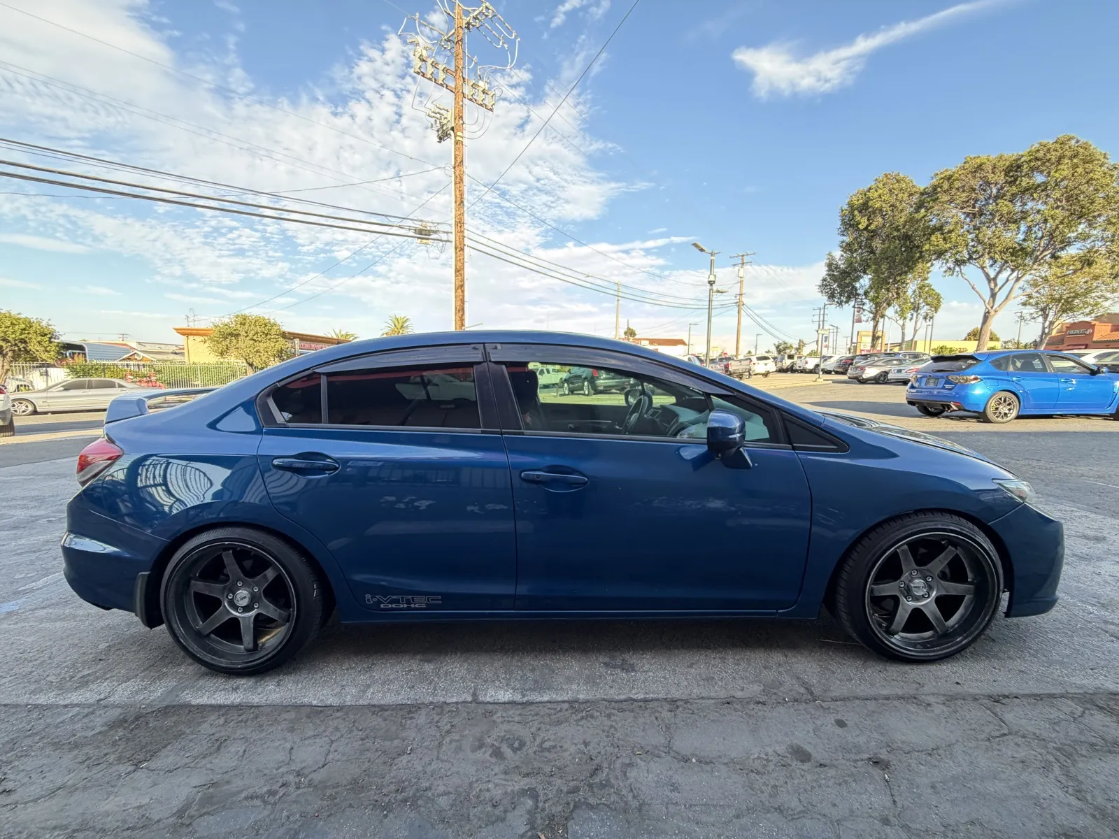 More photos of 2015 Honda Civic Si w/Summer Tires w/Navi at Crown Auto Gallery, CA