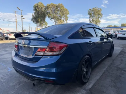 More photos of 2015 Honda Civic Si w/Summer Tires w/Navi at Crown Auto Gallery, CA