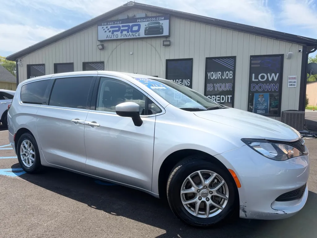 Silver 2023 CHRYSLER VOYAGER LX for sale in Crown Point, IN