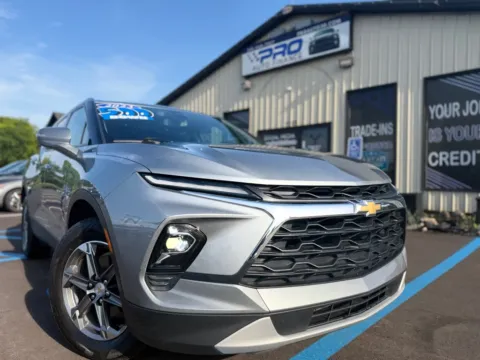 Gray 2023 CHEVROLET BLAZER LT for sale in Crown Point, IN