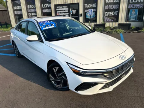 Photos of 2024 HYUNDAI ELANTRA SEL for sale in Crown Point, IN at Pro Auto Finance