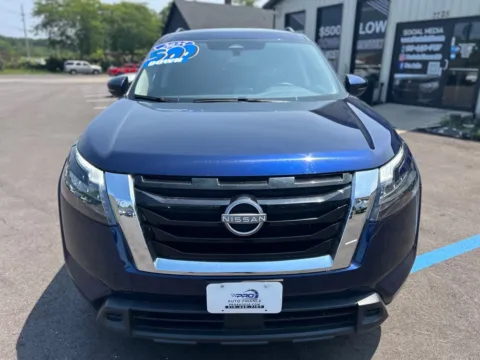 More photos of 2025 NISSAN PATHFINDER SV at Pro Auto Finance, IN