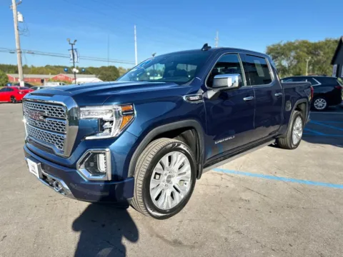 More photos of 2021 GMC SIERRA 1500 DENALI at Pro Auto Finance, IN