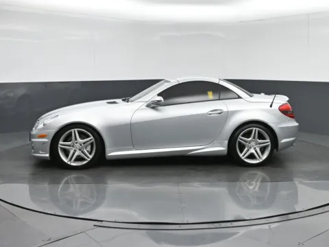 More photos of 2009 Mercedes-Benz SLK 350 at Sullivan Auto Trading Norfolk, VA