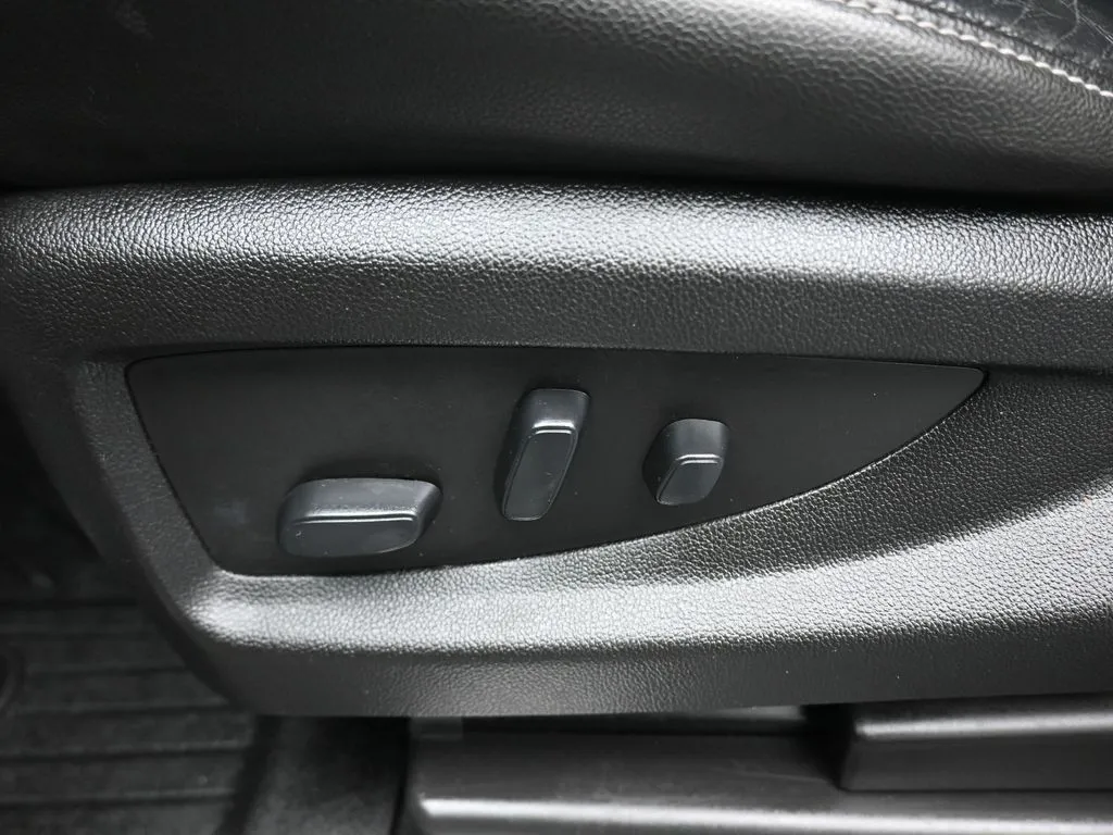 2019 Chevrolet Tahoe LT - Photo 13