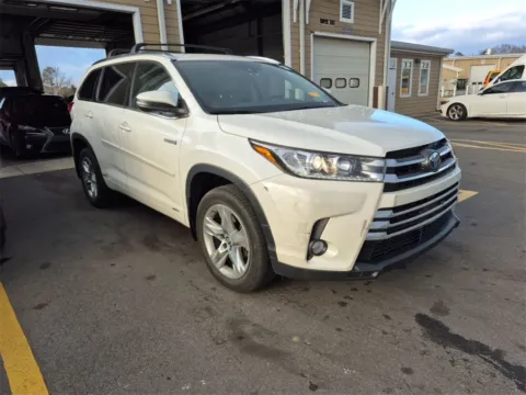 Photos of 2017 Toyota Highlander Hybrid Limited for sale in Norfolk, VA at Sullivan Auto Trading Norfolk