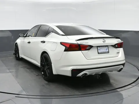 More photos of 2020 Nissan Altima 2.0 Platinum at Sullivan Auto Trading Norfolk, VA