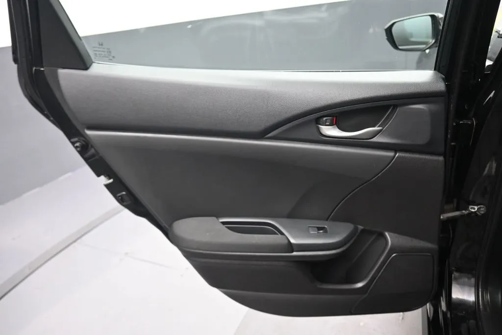 2020 Honda Civic Hatchback LX - Photo 27